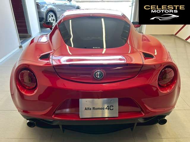 ALFA ROMEO 4C 2015 — photo 2 sur 8