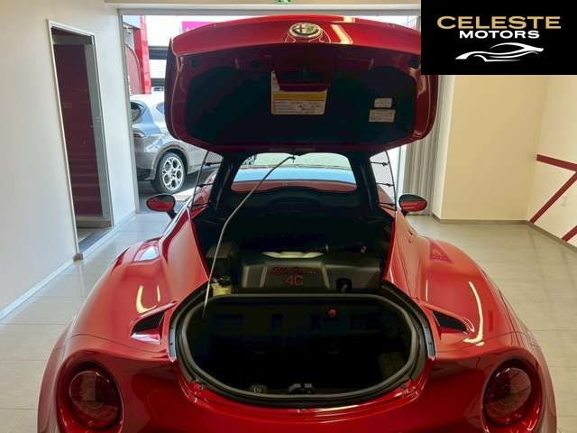 ALFA ROMEO 4C 2015 — photo 3 sur 8