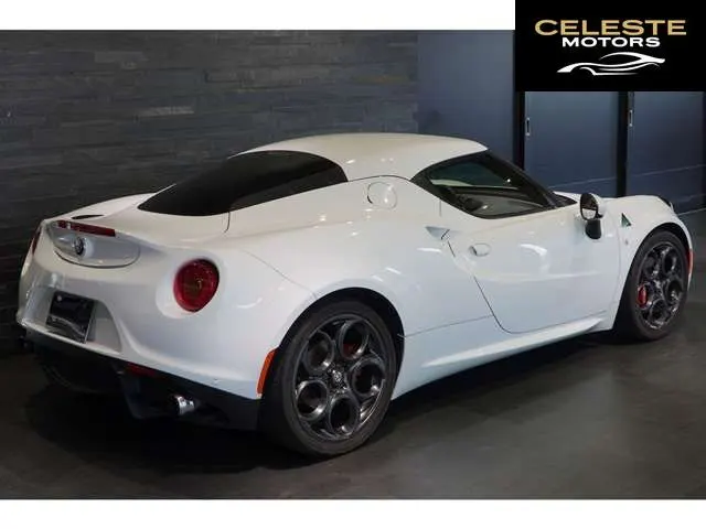 ALFA ROMEO 4C 2015 — photo 3 sur 8