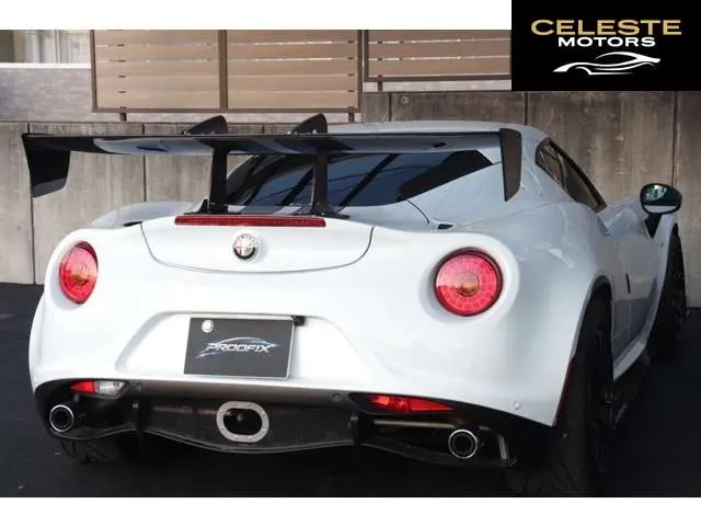 ALFA ROMEO 4C 2015 — photo 3 sur 8