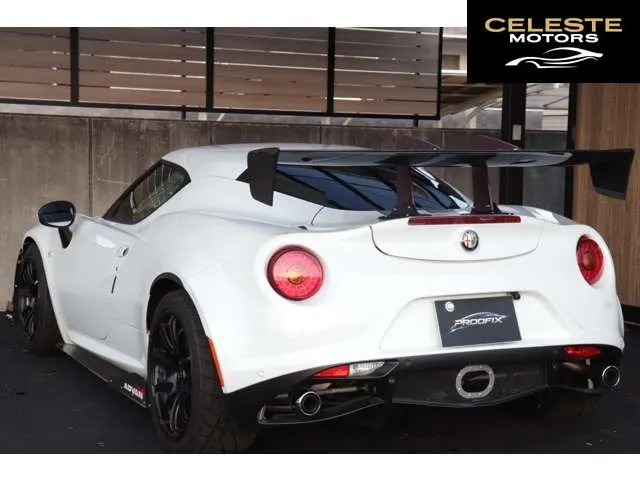 ALFA ROMEO 4C 2015 — photo 5 sur 8