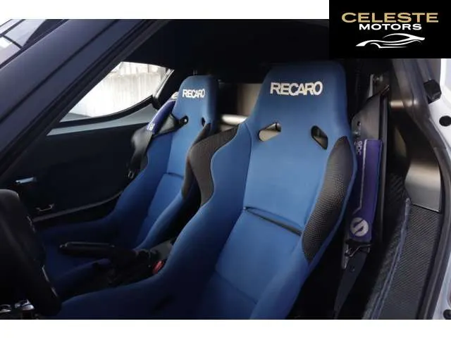 ALFA ROMEO 4C 2015 — photo 6 sur 8