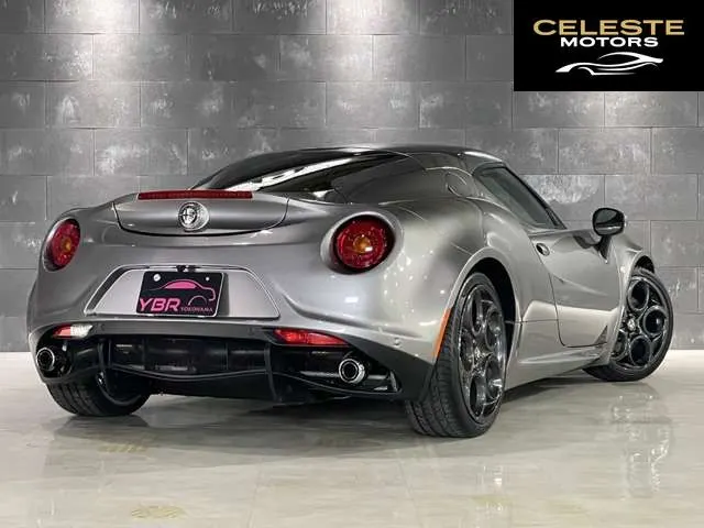 ALFA ROMEO 4C 2015 — photo 4 sur 8