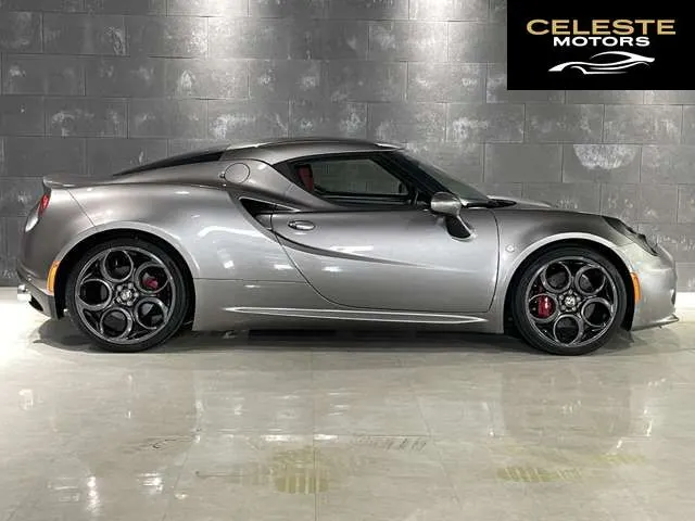ALFA ROMEO 4C 2015 — photo 5 sur 8