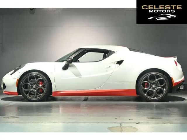 ALFA ROMEO 4C 2014 — photo 4 sur 8