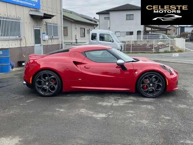 ALFA ROMEO 4C 2015 — photo 3 sur 8