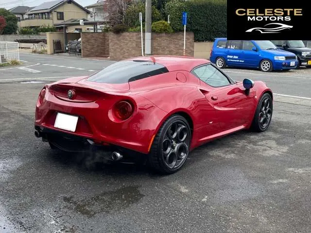 ALFA ROMEO 4C 2015 — photo 4 sur 8