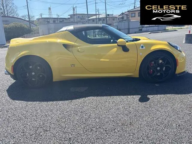ALFA ROMEO 4C Spider 2019 — photo 4 sur 8