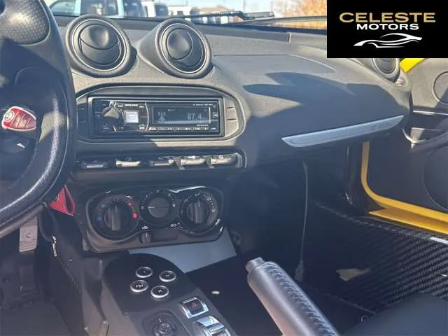 ALFA ROMEO 4C Spider 2019 — photo 6 sur 8