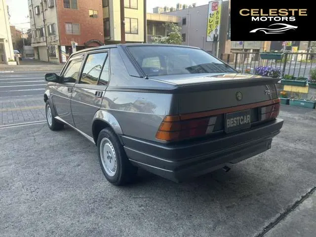 ALFA ROMEO Alfa 75 1988 — photo 3 sur 8