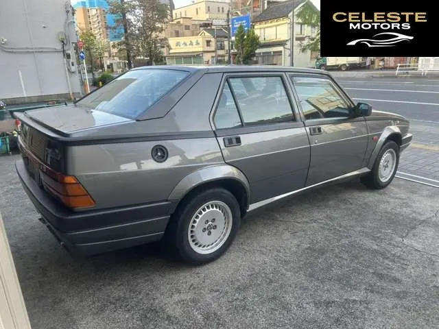 ALFA ROMEO Alfa 75 1988 — photo 5 sur 8