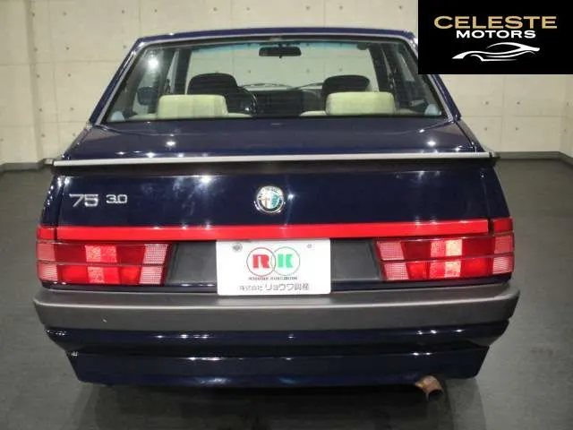 ALFA ROMEO Alfa 75 1992 — photo 5 sur 8