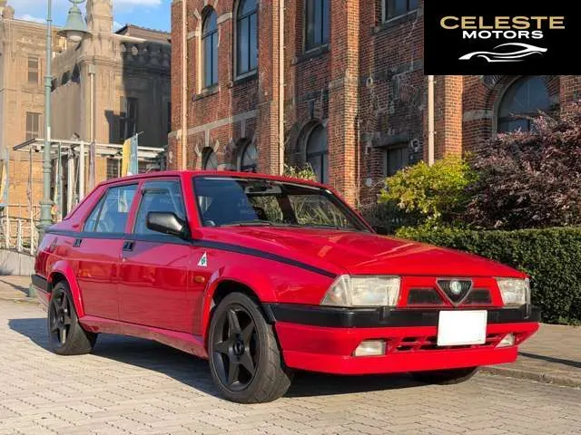 ALFA ROMEO Alfa 75 1992 — photo 4 sur 8
