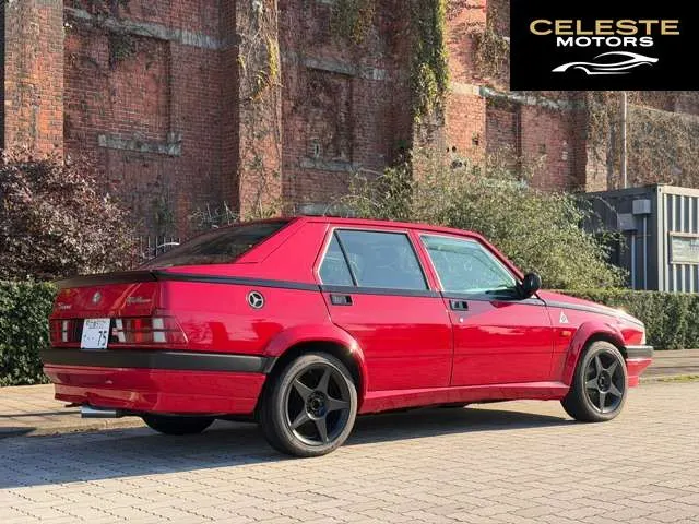 ALFA ROMEO Alfa 75 1992 — photo 5 sur 8