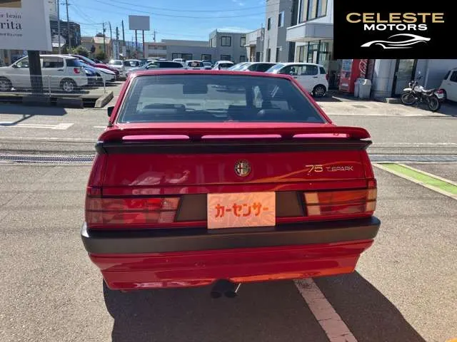 ALFA ROMEO Alfa 75 1989 — photo 2 sur 8