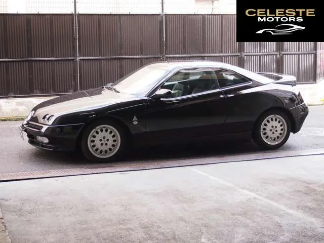 ALFA ROMEO Alfa GTV 2001 — photo 7 sur 8