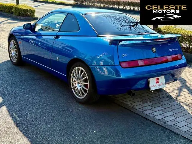 ALFA ROMEO Alfa GTV 2005 — photo 7 sur 8