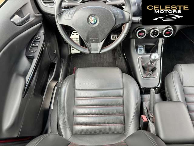 ALFA ROMEO Giulietta 2013 — photo 4 sur 8