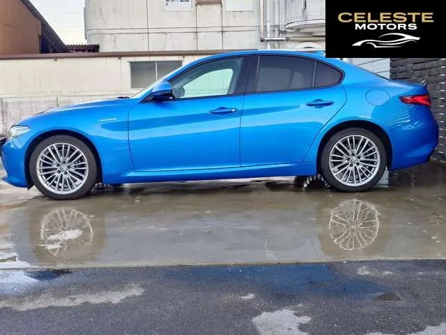 ALFA ROMEO Giulia 2019 — photo 3 sur 8