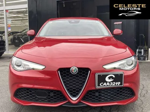 ALFA ROMEO Giulia 2018 — photo 4 sur 8
