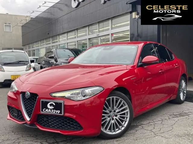 ALFA ROMEO Giulia 2018 — photo 7 sur 8