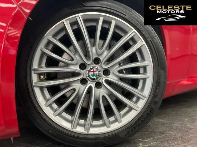 ALFA ROMEO Giulia 2019 — photo 7 sur 8