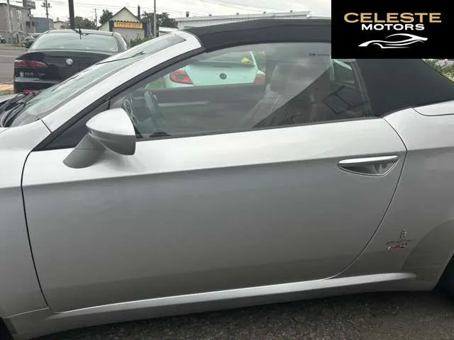 ALFA ROMEO Alfa Spider 2009 — photo 5 sur 8