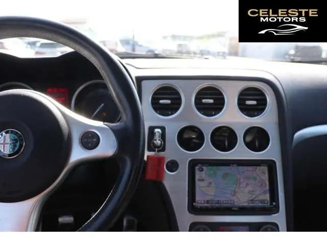 ALFA ROMEO Alfa Spider 2009 — photo 2 sur 8