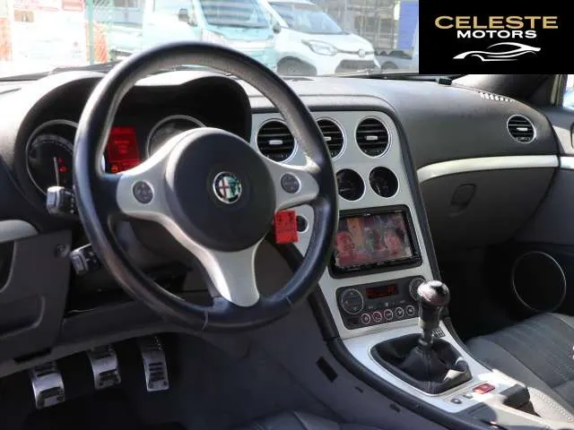 ALFA ROMEO Alfa Spider 2009 — photo 8 sur 8