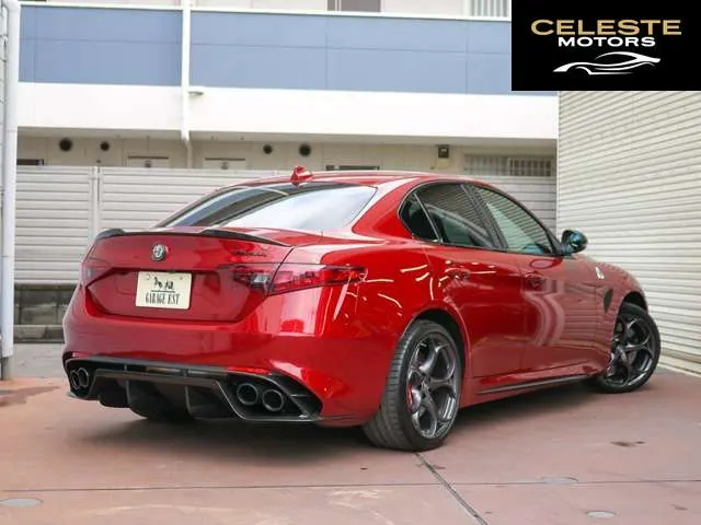 ALFA ROMEO Giulia 2018 — photo 2 sur 8