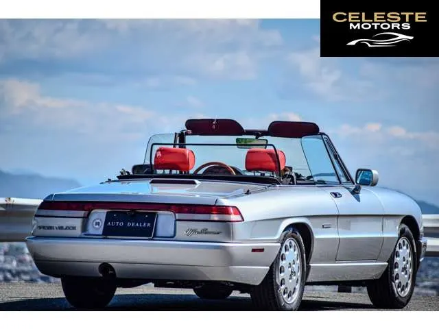 ALFA ROMEO Alfa Spider 1991 — photo 2 sur 8