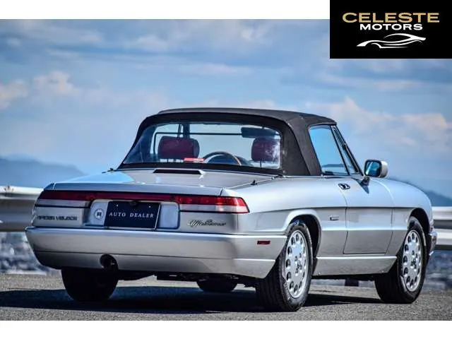 ALFA ROMEO Alfa Spider 1991 — photo 6 sur 8