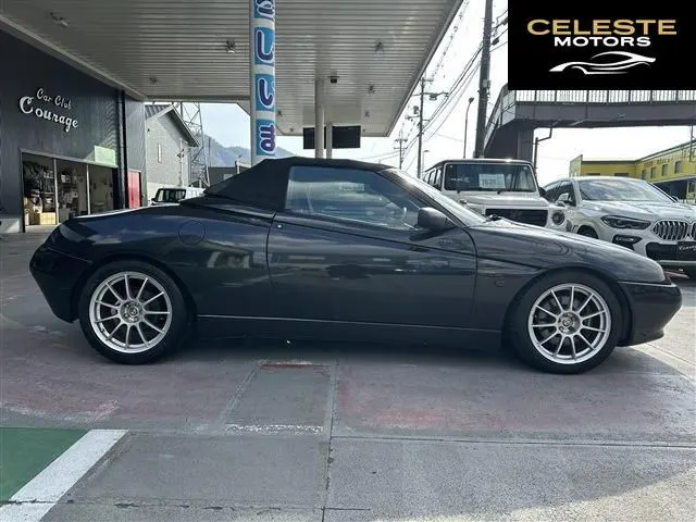 ALFA ROMEO Alfa Spider 1996 — photo 5 sur 8