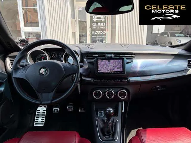 ALFA ROMEO Giulietta 2013 — photo 5 sur 8