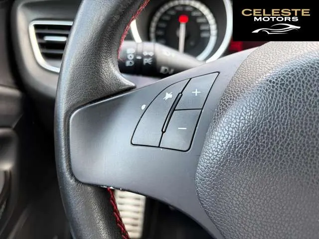 ALFA ROMEO Giulietta 2013 — photo 7 sur 8