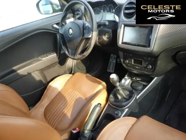 ALFA ROMEO MiTo 2013 — photo 2 sur 2