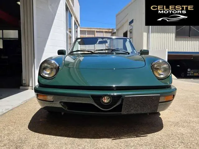 ALFA ROMEO Alfa Spider 1991 — photo 7 sur 8
