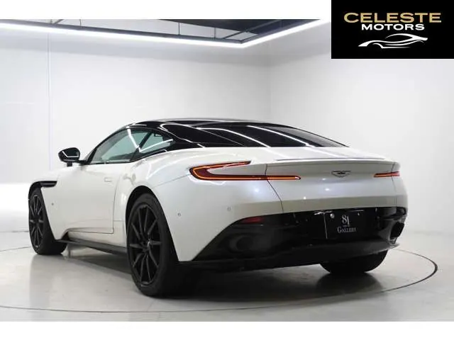 ASTON MARTIN DB11 2017 — photo 3 sur 8