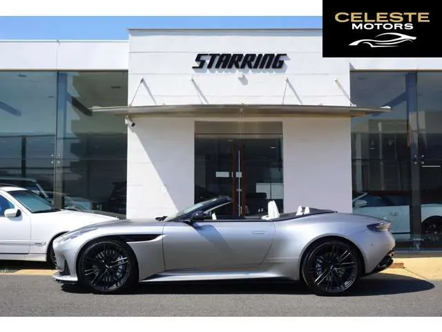 ASTON MARTIN DB12 Volante 2024 — photo 2 sur 8