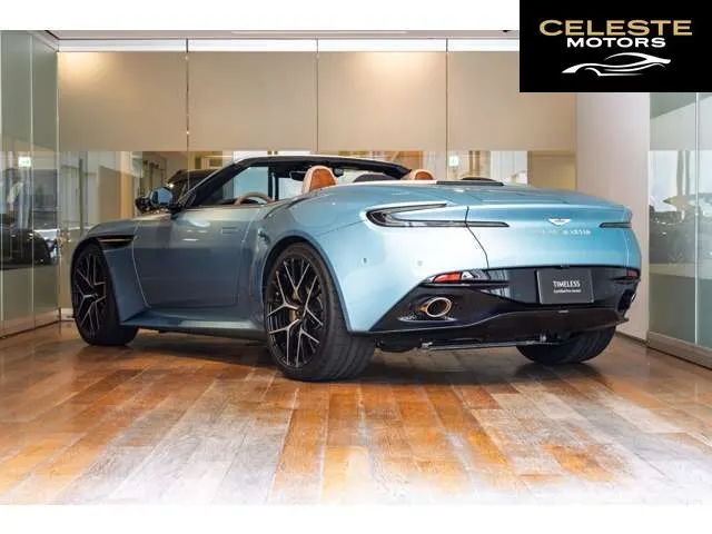 ASTON MARTIN DB12 Volante 2025 — photo 3 sur 8