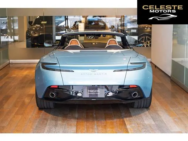 ASTON MARTIN DB12 Volante 2025 — photo 4 sur 8