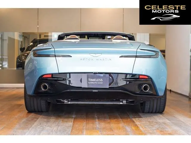ASTON MARTIN DB12 Volante 2025 — photo 5 sur 8