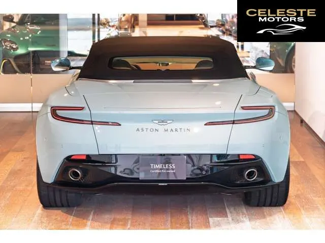ASTON MARTIN DB12 Volante 2024 — photo 4 sur 8