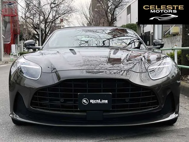 ASTON MARTIN DB12 Volante 2025 — photo 8 sur 8