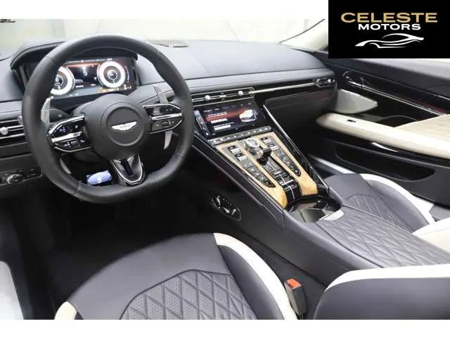 ASTON MARTIN DB12 Volante 2024 — photo 3 sur 8