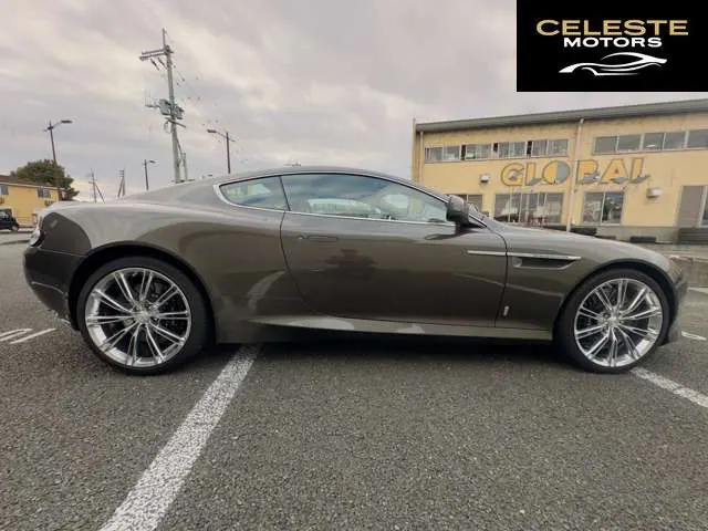 ASTON MARTIN DB9 2016 — photo 5 sur 8