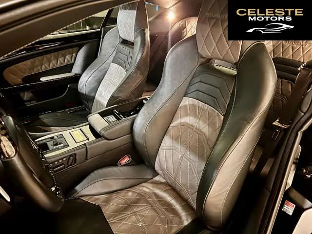 ASTON MARTIN DB9 2011 — photo 3 sur 8