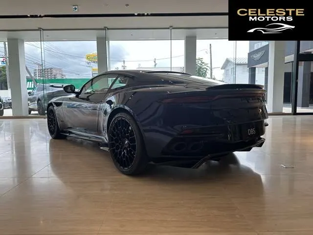 ASTON MARTIN DBS Superleggera 2024 — photo 7 sur 8