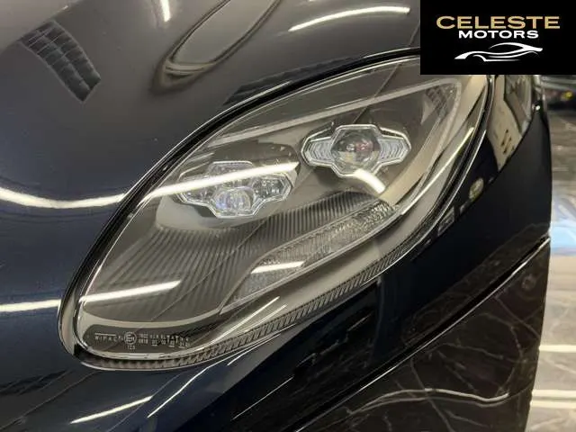 ASTON MARTIN DBS Superleggera Volante 2021 — photo 4 sur 8