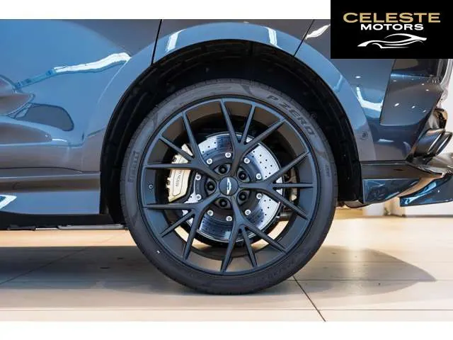 ASTON MARTIN DBX 2026 — photo 2 sur 8